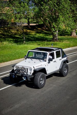 Jeep Wrangler JK Soft Top - Bestop - Ascent - Black Diamond - `07-`18