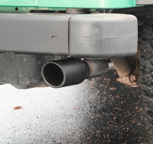 Jeep Wrangler TJ Performance Exhaust - Flowmaster - FlowFX Cat-Back - Black - `00-`06