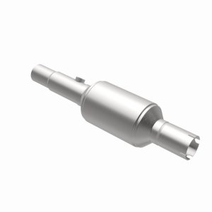 Jeep Cherokee Catalytic Converter - Magnaflow - HM Grade Direct-Fit - `96-`00