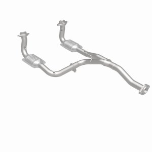 Jeep Liberty Catalytic Converter - Magnaflow - HM Grade Direct-Fit - `05-`07
