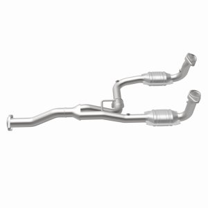 Jeep Liberty Catalytic Converter - Magnaflow - HM Grade Direct-Fit - `05-`07