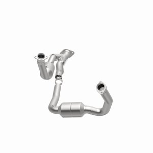 Jeep Commander Catalytic Converter - Direct Fit - Magnaflow - HM Grade - `06-`10