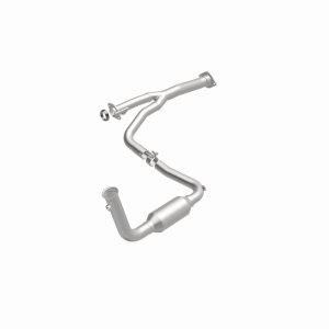 Jeep Liberty Catalytic Converter - Magnaflow - Direct Fit - 2004 Jeep Liberty Catalytic Converter - Magnaflow - Direct Fit - 2004