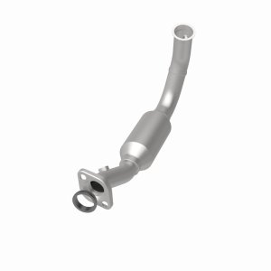 Jeep Liberty Catalytic Converter - Underbody - Magnaflow - California Grade CARB Compliant Direct-Fit - 2004