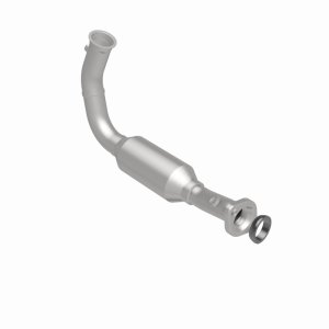 Jeep Liberty Catalytic Converter - Underbody - Magnaflow - California Grade CARB Compliant Direct-Fit - 2004