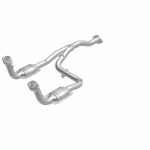 Jeep Liberty Catalytic Converter - Magnaflow - Direct-Fit - `05-`07 Jeep Liberty Catalytic Converter - Magnaflow - Direct-Fit - `05-`07