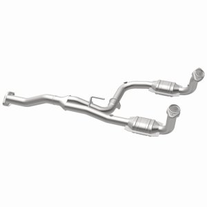 Jeep Liberty Catalytic Converter - Magnaflow - Direct-Fit - `05-`07 Jeep Liberty Catalytic Converter - Magnaflow - Direct-Fit - `05-`07
