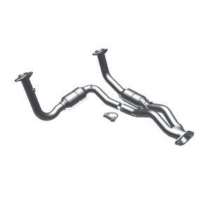 Jeep Commander Catalytic Converter - Magnaflow - OEM Grade Direct-Fit - `08-`10