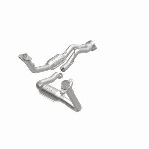 Jeep Commander Catalytic Converter - Magnaflow - OEM Grade Direct-Fit - `08-`10