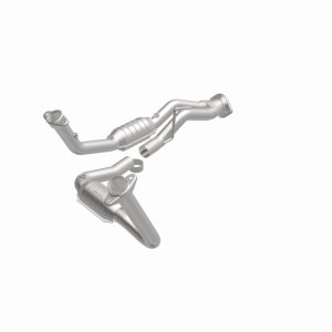 Jeep Commander Catalytic Converter - Magnaflow - OEM Grade Direct-Fit - `08-`10