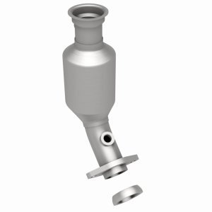 Jeep Liberty Catalytic Converter - Front - Magnaflow - Direct-Fit, OEM Grade - `02-`03