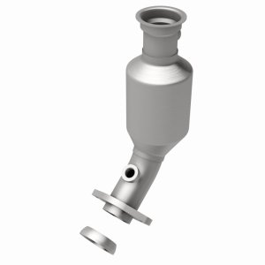 Jeep Liberty Catalytic Converter - Front - Magnaflow - Direct-Fit, OEM Grade - `02-`03