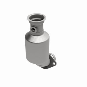 Jeep Liberty Catalytic Converter - Front - Magnaflow - Direct-Fit, OEM Grade - `02-`03