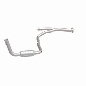 Jeep Liberty Catalytic Converter - Magnaflow - Direct-Fit - 2004