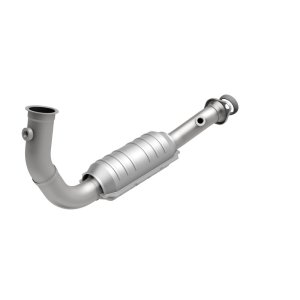 Jeep Liberty Catalytic Converter - Front - Magnaflow - Direct-Fit - 2004