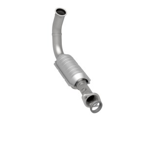 Jeep Liberty Catalytic Converter - Front - Magnaflow - Direct-Fit - 2004