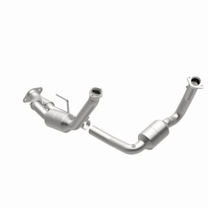 Jeep Commander Catalytic Converter - Magnaflow - Direct-Fit - `06-`10