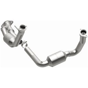 Jeep Commander Catalytic Converter - Magnaflow - Direct-Fit - `06-`10