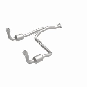 Jeep Liberty Direct-Fit Catalytic Converter - Magnaflow - California Grade CARB Compliant - `05-`07
