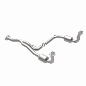 Jeep Liberty Direct-Fit Catalytic Converter - Magnaflow - California Grade CARB Compliant - `05-`07