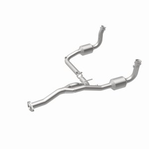 Jeep Liberty Direct-Fit Catalytic Converter - Magnaflow - California Grade CARB Compliant - `05-`07