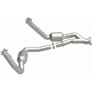 Jeep Commander Catalytic Converter - Magnaflow - California Grade CARB Compliant Direct-Fit - `06-`10