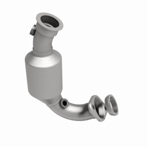 Jeep Liberty Catalytic Converter - Passenger Side Front - Magnaflow - Direct Fit - `02-`03