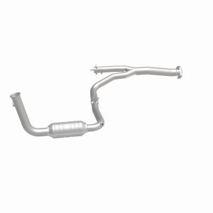 Jeep Liberty Catalytic Converter - Magnaflow - HM Grade Direct-Fit - 2004