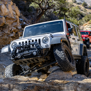 Jeep Gladiator Shock Absorbers - Rear - Progressive - STR 46 Series 2.0 Smooth Body - `20-`24