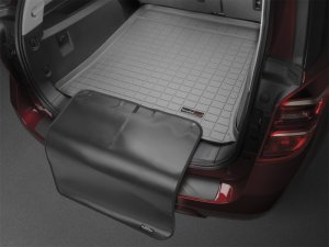 Jeep Grand Cherokee Cargo Liner - Behind 2nd Row Seating - WeatherTech - With Bumper Protector - Grey - 2022+