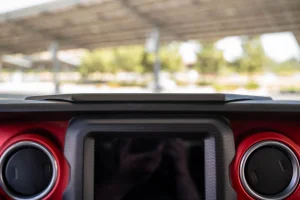 Jeep Gladiator JT Digital Device Kit - DV8 Offroad - Device Dash Mount V2 - `20-`23