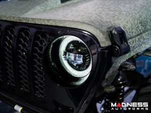 Jeep Wrangler JL Headlights - LED w/ Halos - Black Housing - 9"