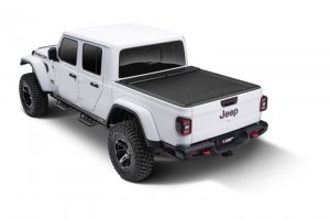 Jeep Gladiator Tonneau Cover - Rugged Ridge - Armis Retractable Locking Bed Cover 