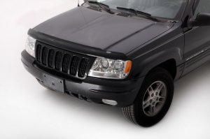 Jeep Grand Cherokee - AVS Bugflector II Shield