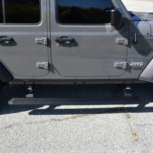 Jeep Wrangler JL Running Boards - Westin - Pro-e Electric - Textured Black - `18-`24