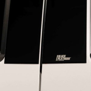 Jeep Grand Cherokee - PUT Blk Platinum Pillar Posts