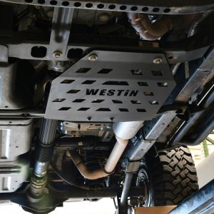 Jeep Gladiator Skid Plate - Westin - Transfer Case - Textured Black - `18-`21