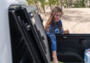 Jeep Gladiator Tonneau Cover - BAK - BAKFlip MX4 - Matte Black - `20-`24