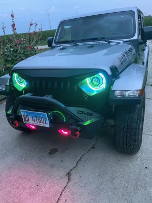 Jeep Gladiator Headlight Assemblies - ORACLE Lighting - Oculus Bi-LED Projector - ColorSHIFT