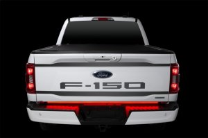 Jeep Wrangler JL Blade Tailgate Light Bar - Putco - 18 in. Split Light Blade Direct Fit Kit - Red/Amber/White - `18-`22