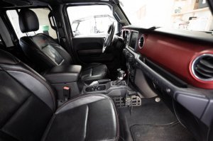 Jeep Gladiator Center Console Molle Panels - DV8 Offroad - `18-`23