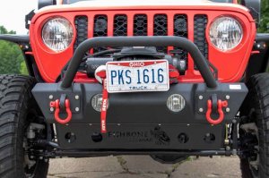 Jeep Gladiator Front Winch Bumper - Fishbone Offroad - Stubby, Raised Tube Winch Guard - Black Powdercoat - 2020+