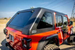 Jeep Wrangler JL Hard Top - DV8 Offroad - Fastback - Textured Black - 2018