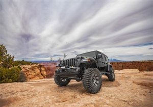Jeep Wrangler JL Lift Kit - Superlift - Dual Rate Coil with Fox 2.0 Res Shocks - `18-`23