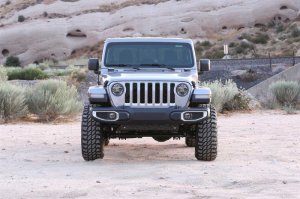 Jeep Gladiator Suspension Lift Kit - Fabtech - Sport II System w/DL Shocks - `20-`21