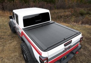Jeep Gladiator Tonneau Cover - Roll-N-Lock - M-Series - `20-`24