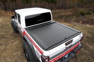 Jeep Gladiator Tonneau Cover - Roll-N-Lock - M-Series - `20-`24