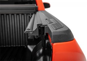 Jeep Gladiator Select Bed Cover - Undercover - Matte Black - `20-`24