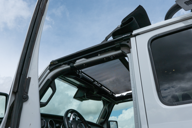 Jeep Gladiator Retractable Sunshade - Bestop - SunScreen - `20-`26
