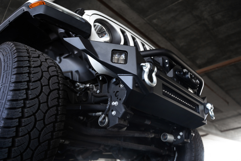Jeep JK Suspension Lift Kit - Front + Rear - Fabtech - 3in Crawler w/DLSS Shocks - `07-`18